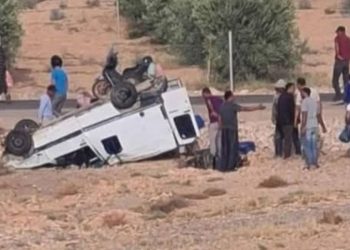 حادث سير بجرسيف يسفر عن إص-ابة 11 شخصًا