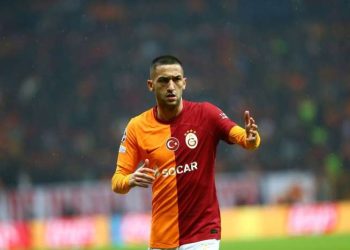 زياش على أعتاب العودة إلى الدوري الهولندي