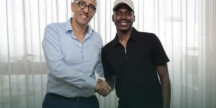 الرجاء ينهي ارتباطه باللاعب الموريتاني محسن بدة بالتراضي