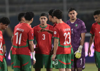 الدوري السعودي يضم مدافع المنتخب الوطني المغربي إلى صفوفه