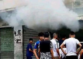 اندلاع حر-يق كبير في محل حلويات بتطوان يثير خوف السكان
