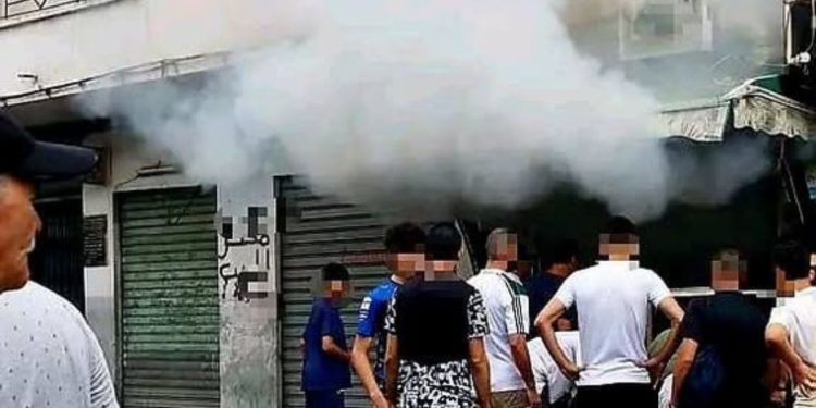 اندلاع حر-يق كبير في محل حلويات بتطوان يثير خوف السكان