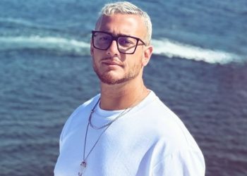 سعد لمجرد يطل على جمهوره لأول مرة من الساحل الشمالي