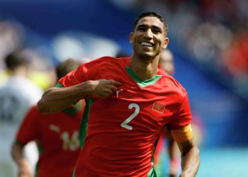 حكيمي يغيب عن مواجهة المنتخب الوطني ضد زامبيا