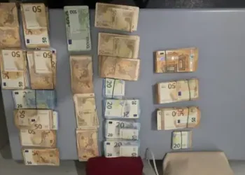 حجز أزيد من 70 ألف أورو غير مصرح بها بميناء الناظور