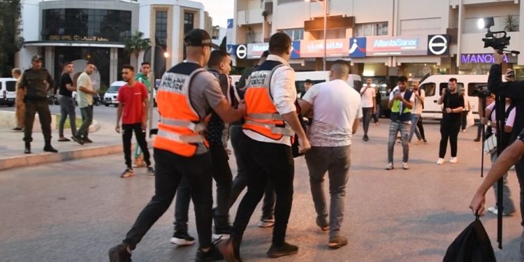 موجة توقيفات واسعة في عدد من المدن بسبب احتجاجات “جيلZ”