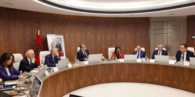 المغرب يصادق على تدابير كبرى لتعزيز مكانته كقطب عالمي للهيدروجين الأخضر