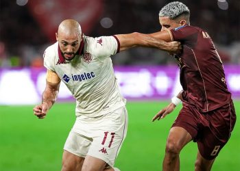 الوداد يعود بتعادل صعب من الرباط أمام إتحاد يعقوب المنصور