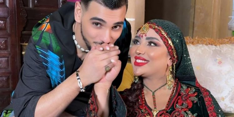أميمة باعزية تُفاجئ جمهورها وتُعلن حملها الثاني من مراد المرجان