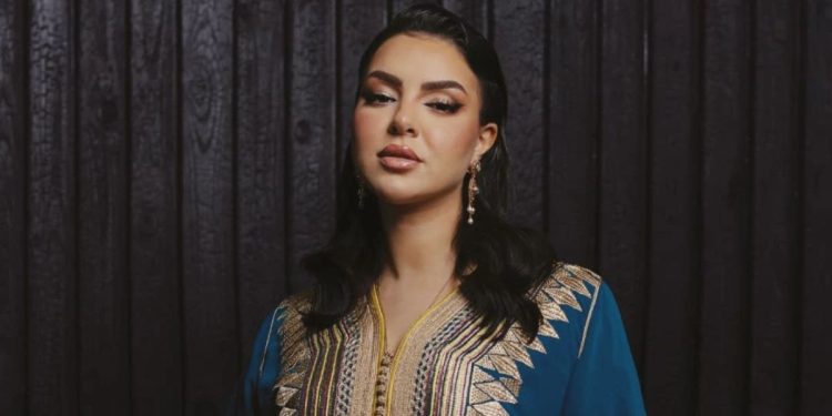 دعاء اليحياوي تشعل حماس جمهورها لجديدها الفني