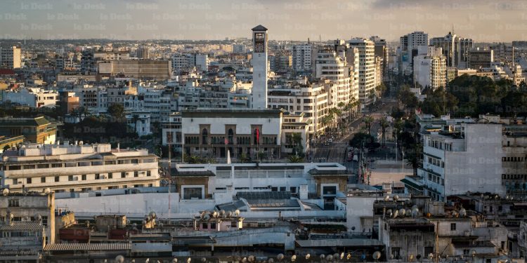 الأمر بإغلاق المحال التجارية والإخلاء المبكر لمقرات العمل بالدار البيضاء خبر زائف