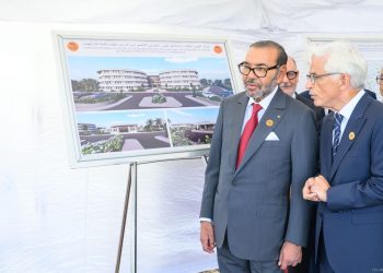 جلالة الملك يعطي انطلاقة أشغال إنجاز مشروع تضامني لاستقبال وإعادة التأهيل النفسي والاجتماعي للأشخاص ذوي الأمراض العقلية