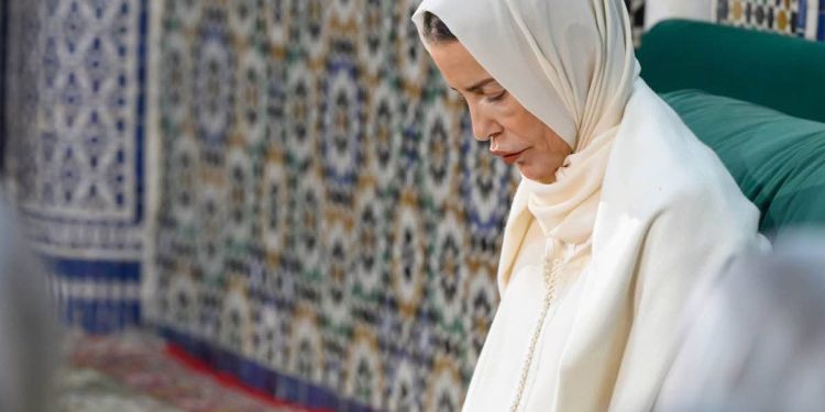 صاحبة السمو الملكي الأميرة للا مريم تترأس حفلا دينيا إحياء للذكرى السابعة والعشرين لوفاة جلالة المغفور له الملك الحسن الثاني