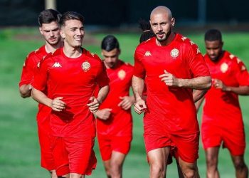 بنهاشم يكشف عن اللائحة المستدعاة لمواجهة الكوديم