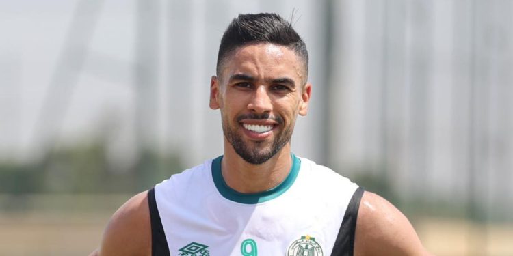 نجم الرجاء يعوض المليوي