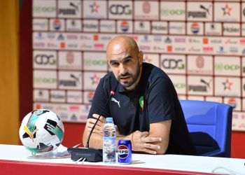 الركراكي يستدعي باعوف نجم المونديال