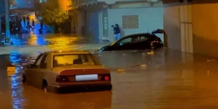 التساقطات المطرية تغرق مدينة العروي