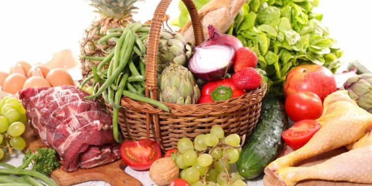أسعار الخضر والفواكه واللحوم تواصل الارتفاع في الأسواق المغربية