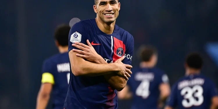حكيمي يغيب عن الملاعب بسبب تدخل دياز