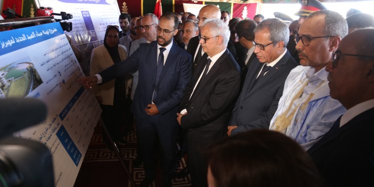 بركة يطلق مشاريع طرقية ومينائية بالداخلة-وادي الذهب