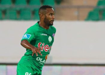 اتفاق نهائي يربط عمر العرجون بفريق اتحاد تواركة