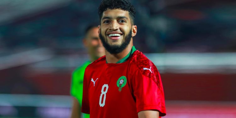 الصيباري يخطف أنظار أندية عملاقة