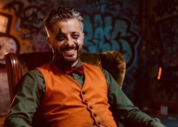 حاتم عمور يلامس الوجدان بأغنيته الجديدة “بهلوان”