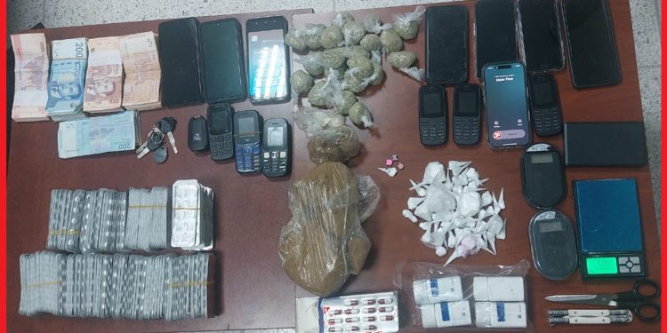 تفكيك شبكة لترويج المخد-رات بطنجة وتوقيف ستة مشتبه فيهم