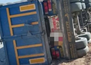 3 قت-لى في انقلاب شاحنة محمّلة بالإسمنت بين تنغير والرشيدية