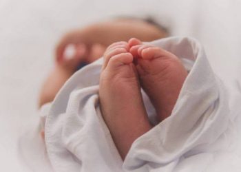 رضيعة مدفونة في أرض خلاء تستنفر أمن طنجة