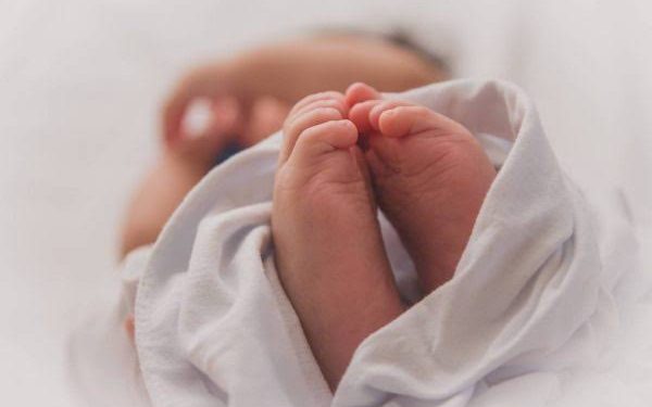 رضيعة مدفونة في أرض خلاء تستنفر أمن طنجة