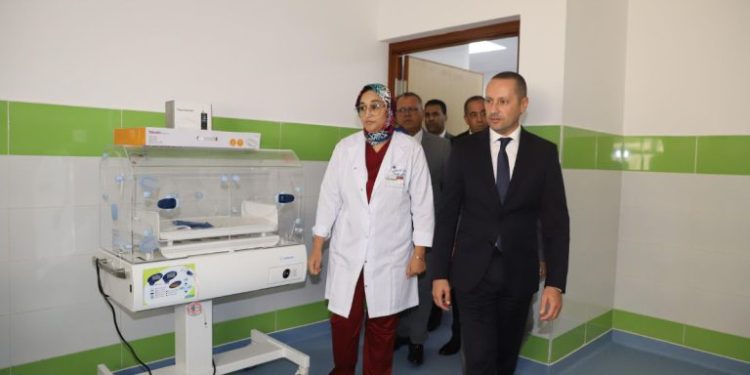 وزير الصحة يشرف على تدشين مستشفى ومركزين صحيين بجهة العيون الساقية الحمراء