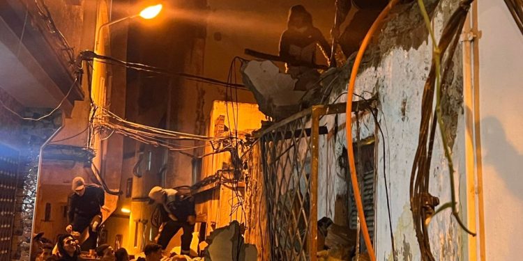 إصابة شخصين إثر انهيار مفاجئ لمنزل بطنجة