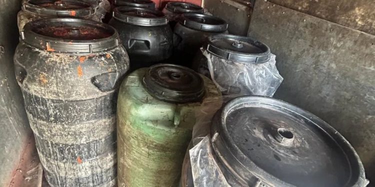 إغلاق مصنع مصبرات بقلعة السراغنة إثر ضبط مواد غذائية فاسدة