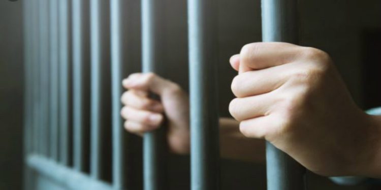 مندوبية السجون تنفي صحة فيديو متداول حول سجين جزائري