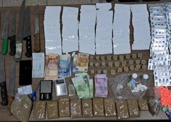 القبض على شخص متورط في ترويج المخد_رات والمؤثرات العقلية بوجدة
