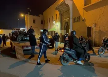 الشرطة بمراكش تعتقل 26 شخصًا  مبحوث عنهم خلال حملة أمنية