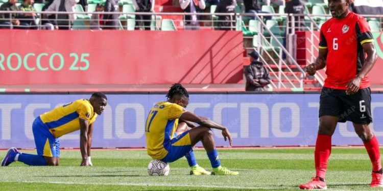 الحكومة الغابونية تجمّد نشاط المنتخب وتحل الطاقم التقني بعد الإقصاء المبكر من “كان” المغرب