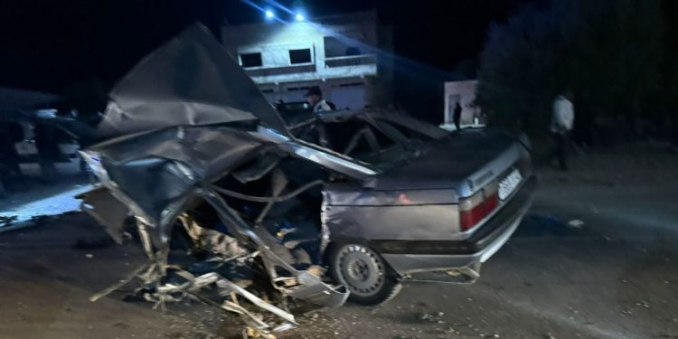 القصر الكبير..حادثة سير بين “رموك” وسيارتين تخلّف أربعة قتل-ى وجريحين