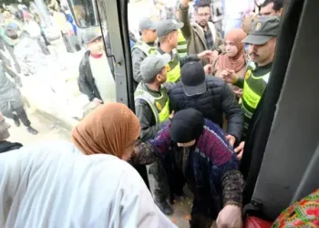 سلطات القصر الكبير تُكثف عمليات الإخلاء الوقائي خوفًا من تفاقم الفيضانات