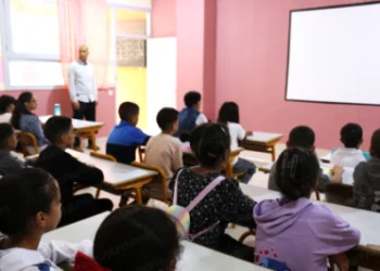 تعليق الدراسة بداية من اليوم الإثنين بالمؤسسات التعليمية بجهة طنجة-تطوان-الحسيمة
