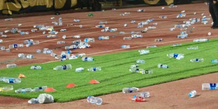 عقوبات مرتقبة ضد الأهلي بسبب شغب جماهيره أمام الجيش الملكي