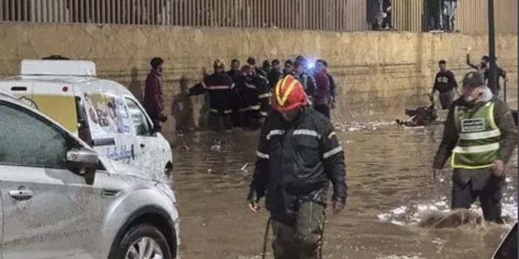 السلطات بإقليم سيدي قاسم تطلق خطة استعجالية لمواجهة تداعيات الفيضانات بجماعة جماعة الحوافات