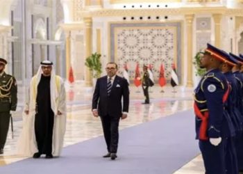 الملك محمد السادس والشيخ محمد بن زايد يتبادلان التهاني بمناسبة شهر رمضان المبارك