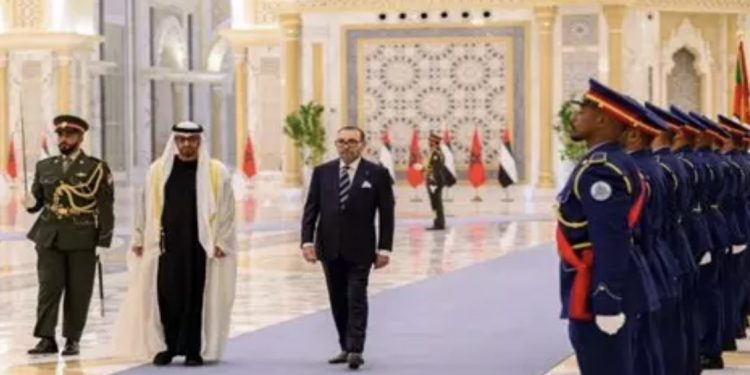الملك محمد السادس والشيخ محمد بن زايد يتبادلان التهاني بمناسبة شهر رمضان المبارك