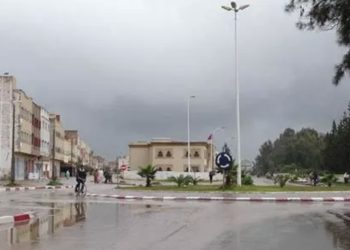 توقيف مشتبه فيهما في سرقة وكالة لتحويل الأموال بمدينة الخميسات