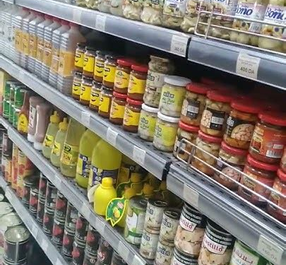 خبراء يحذرون من الإفراط في استهلاك المعلبات خلال رمضان