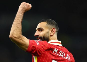 ليفربول يضع محمد صلاح على قائمة المغادرين