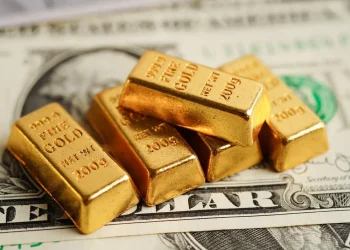 الفضة و الذهب يواصلان مداخلهما مع تراجع الدولار.. هذه آخر الأسعار