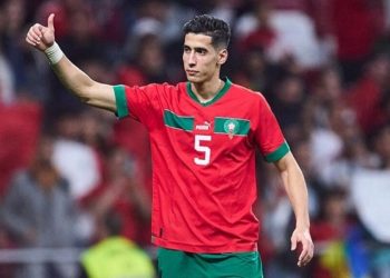 نايف أكرد مهدد بالغياب الطويل عن الملاعب بسبب عملية جراحية مرتقبة